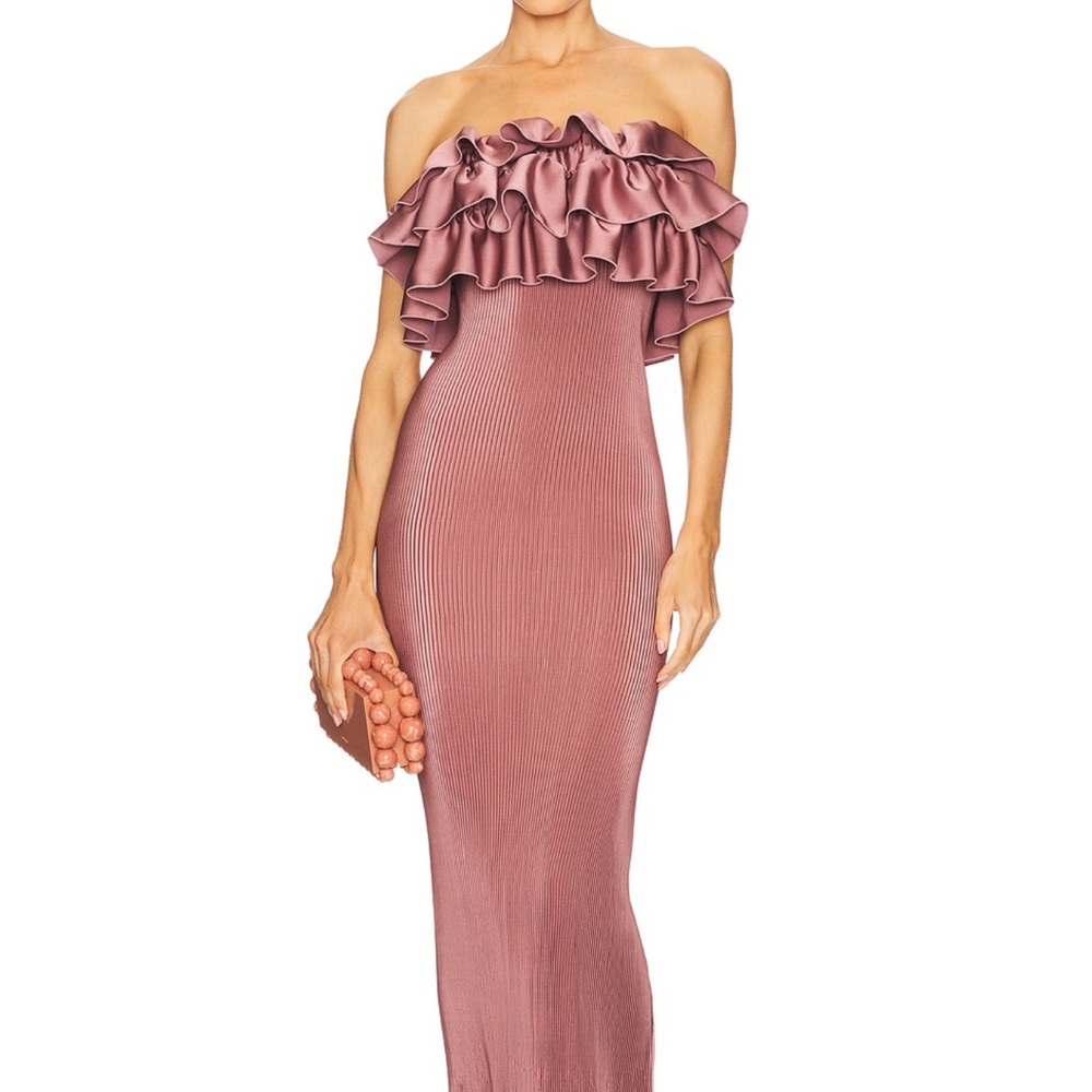 L’Idee Elegant Strapless Ruffle Dress in Mauve